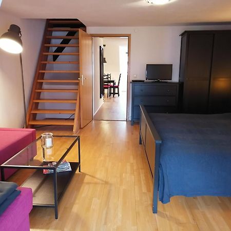 Staying In An Historic Frame House Munden  Екстер'єр фото